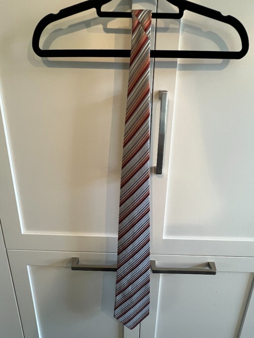 Geoffrey Beene 100% Silk Striped Neck Tie Burgundy Silver Gray
